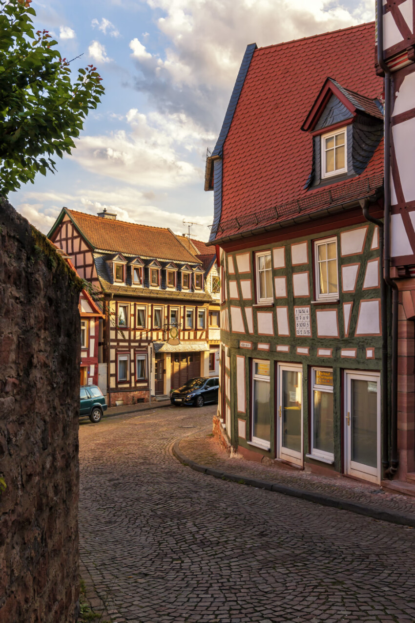 Gelnhausen Alley, Frankfurt Germany Hesse - Old town - Photo #2422 ...