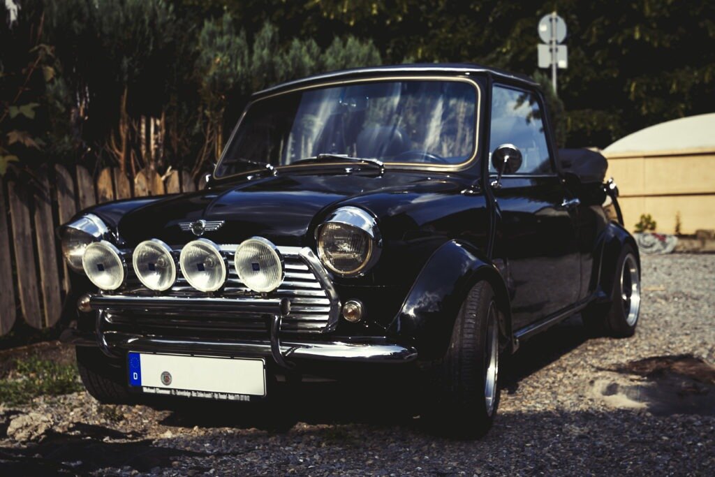 black classic car mini