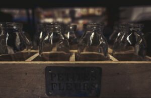 petites fleurs glass bottles