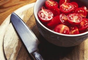 sliced cherry tomatoes 05