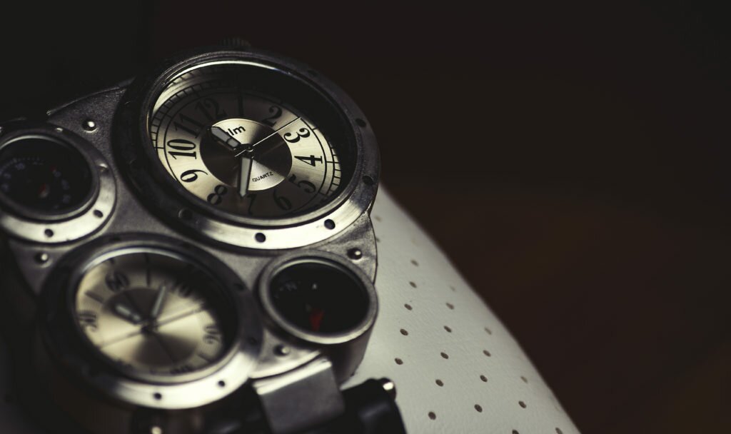steampunk wristwatch 02