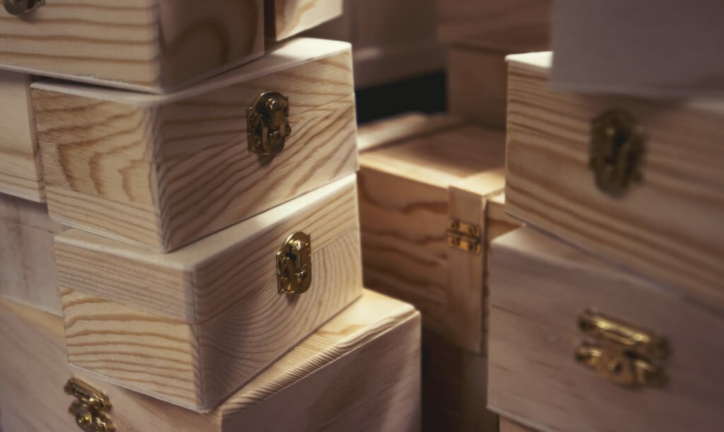 wooden boxes with clasp